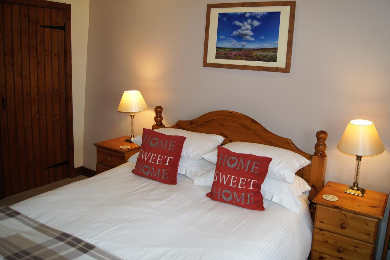 Rawcliffe House Farm Villa พิกเคอริง ภายนอก รูปภาพ