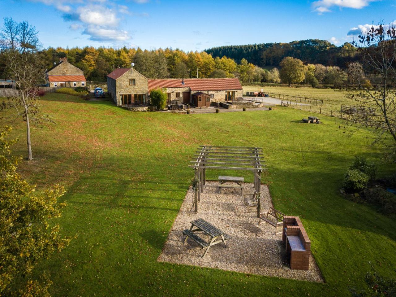Rawcliffe House Farm Villa พิกเคอริง ภายนอก รูปภาพ